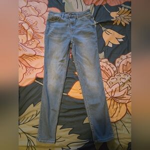 Classic Blue Women's Jeans - Old Navy Size 8